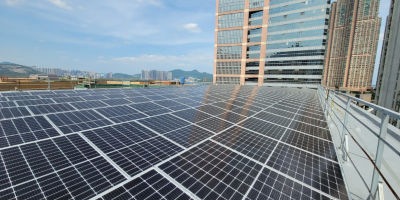 SolarFuture 為 香港StorHub 迷你倉安裝太陽能發電系統